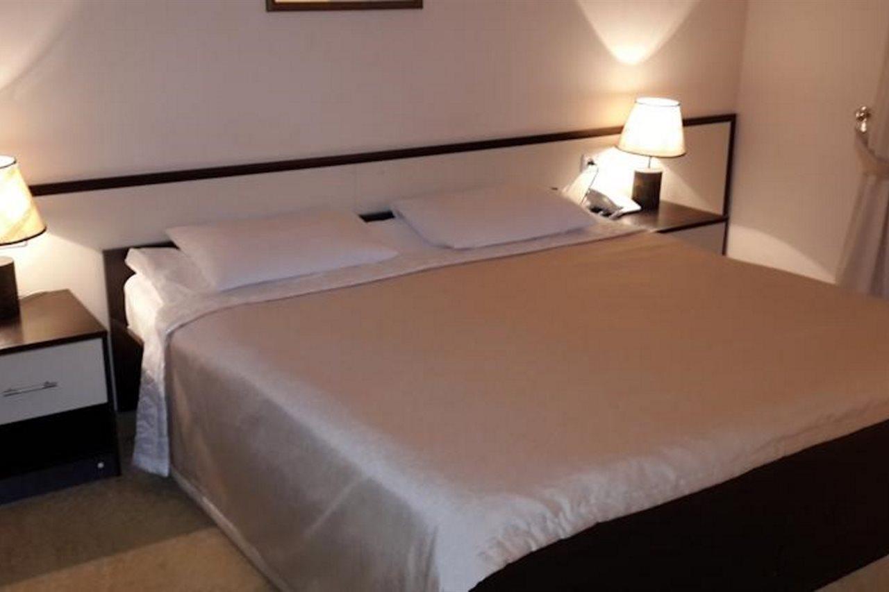 Kaspia Sahil Hotel Lankaran Ngoại thất bức ảnh