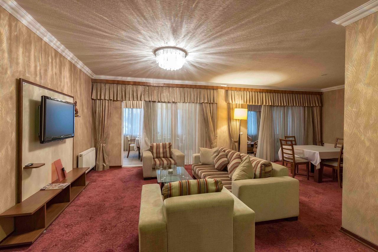 Kaspia Sahil Hotel Lankaran Ngoại thất bức ảnh
