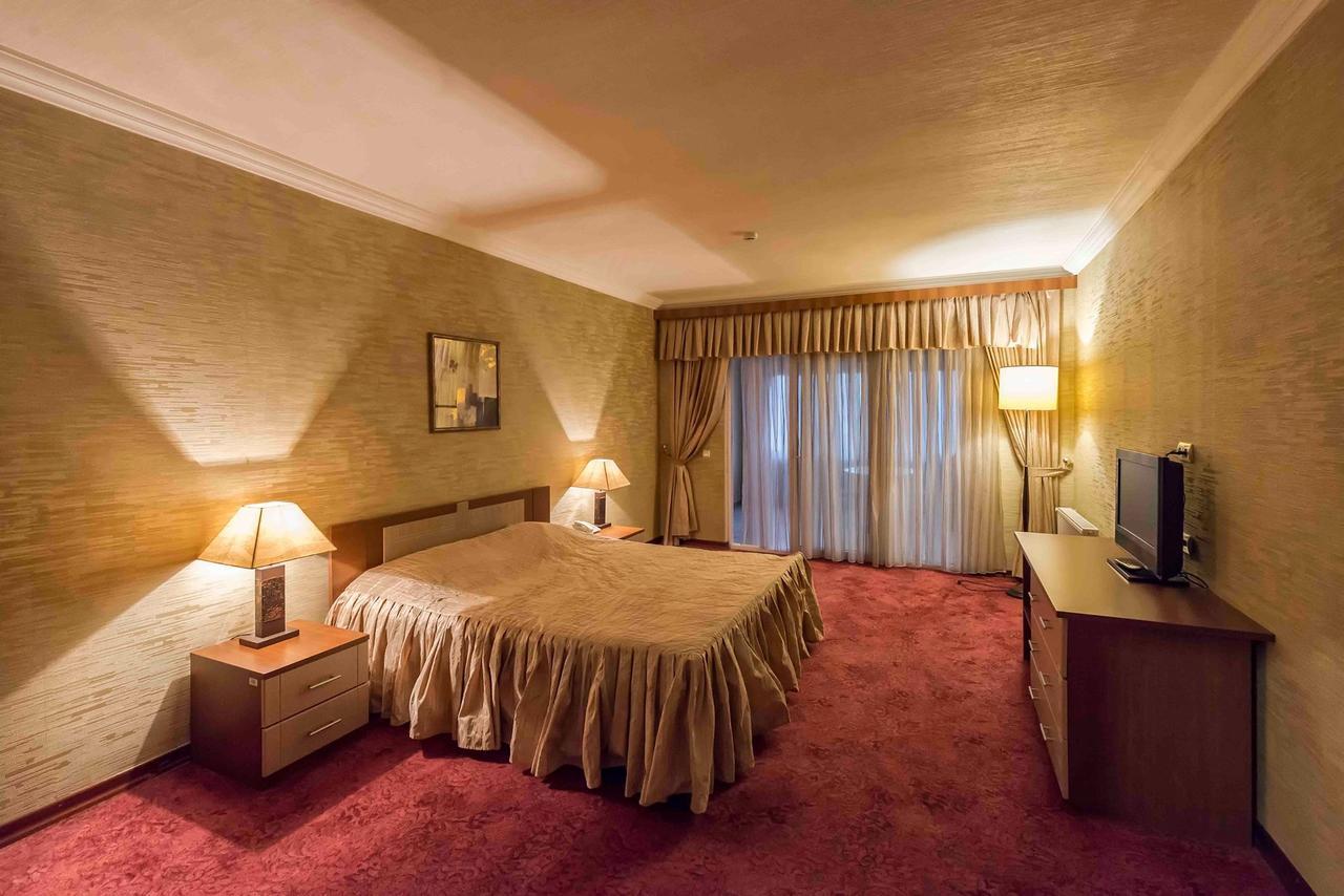 Kaspia Sahil Hotel Lankaran Ngoại thất bức ảnh