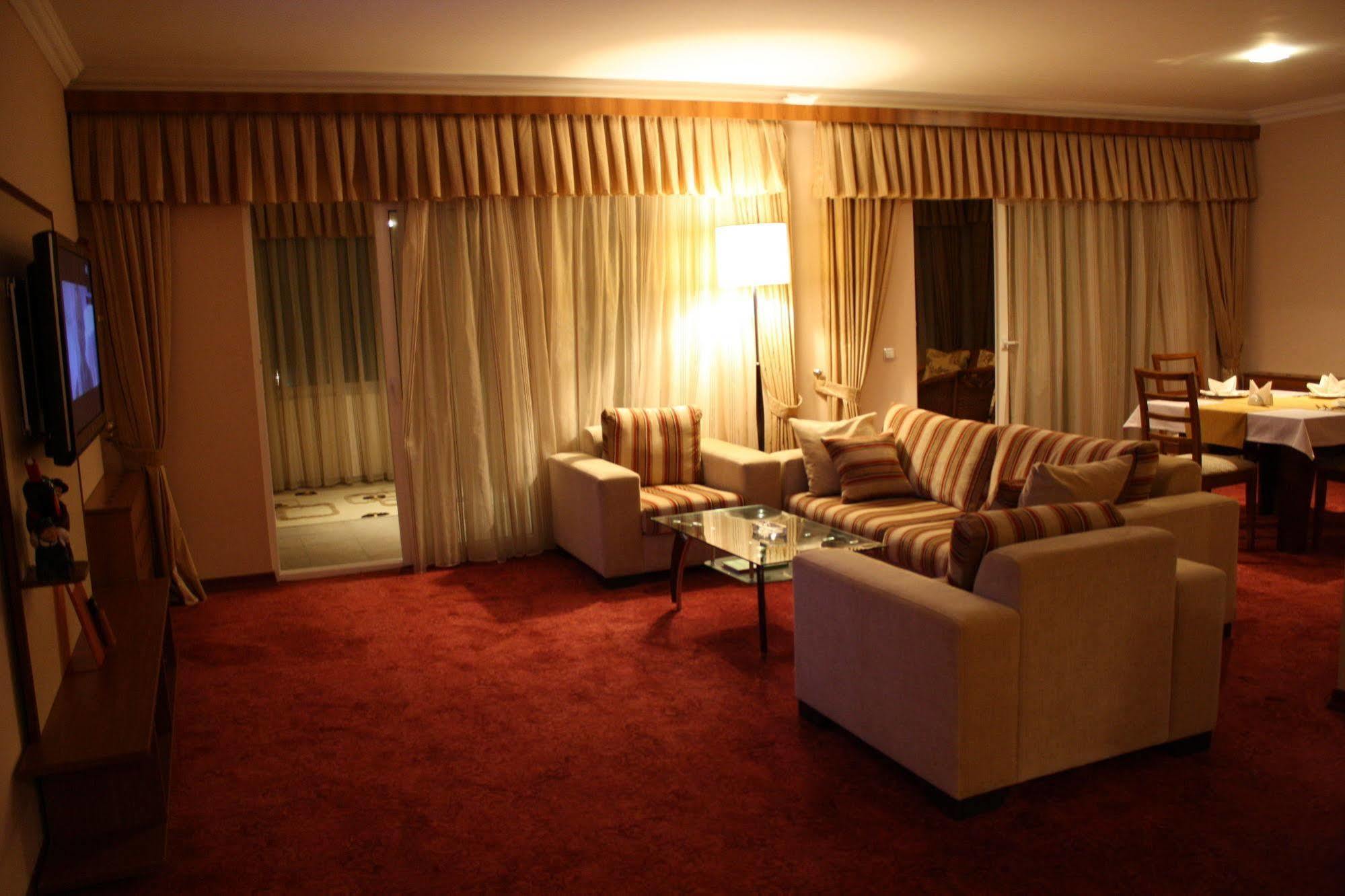Kaspia Sahil Hotel Lankaran Ngoại thất bức ảnh